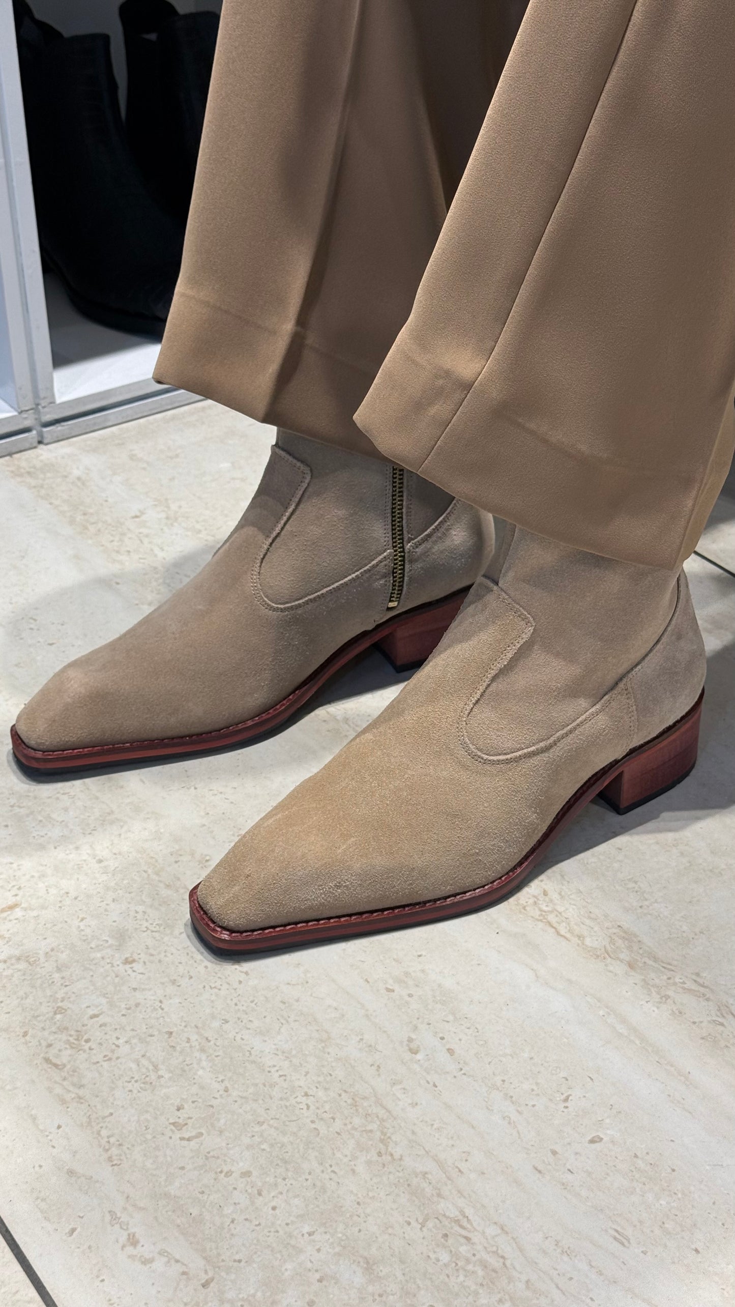 Suede leather Cuban Heel CHELSEA Boots
