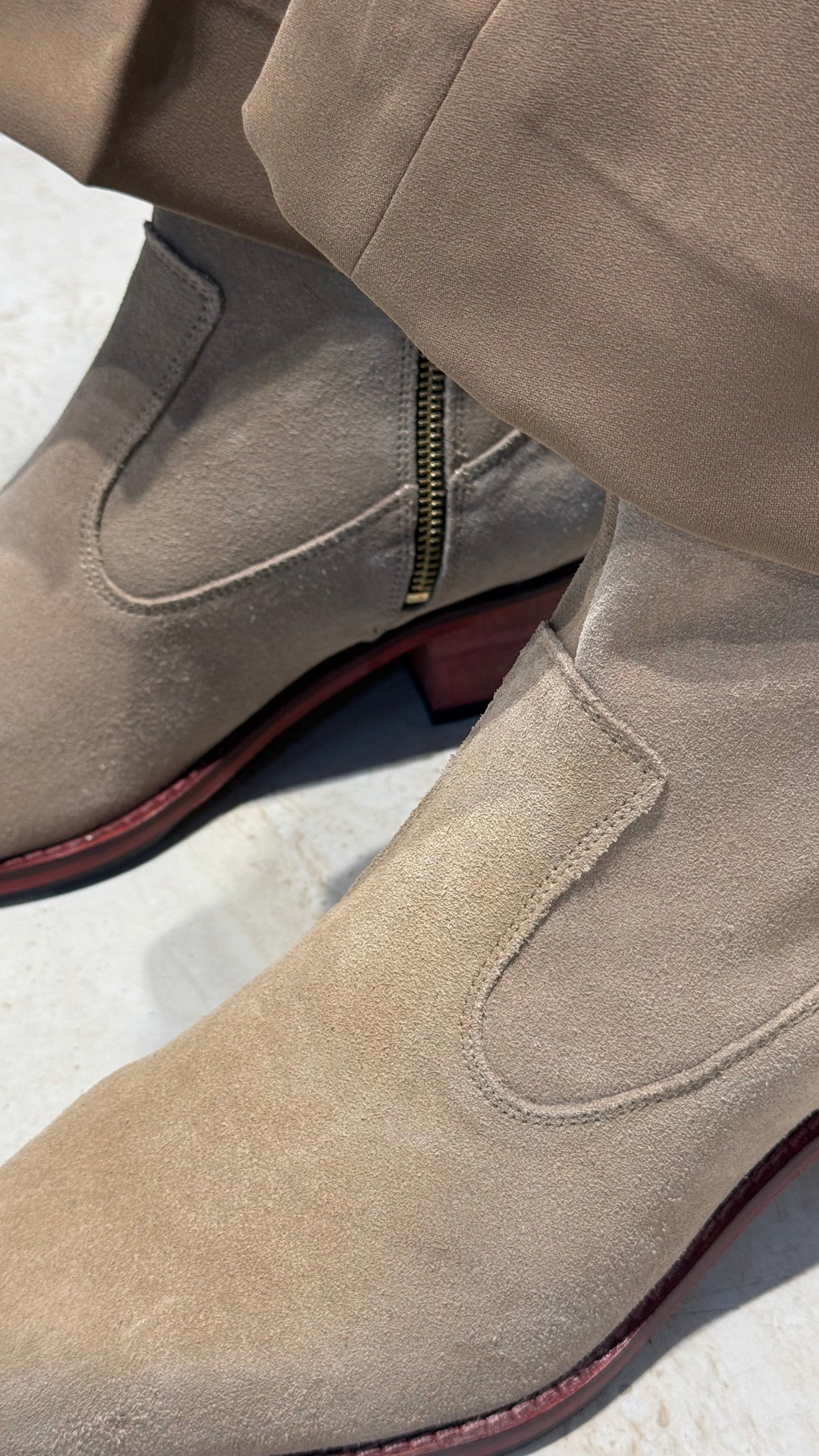Suede leather Cuban Heel CHELSEA Boots