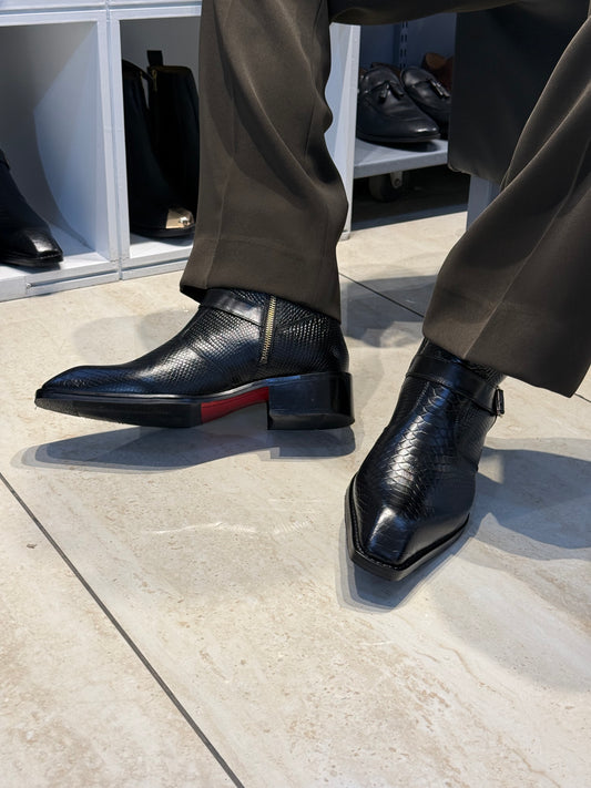 Cuban Heel Square-Toe Black Snake-Patterned leather Chelsea Boot