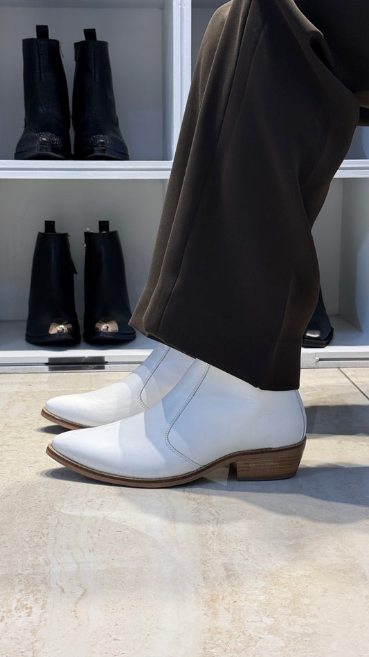 Cuban Heel White Chelsea | Hand Made| Pointed Toe | Party Wear |