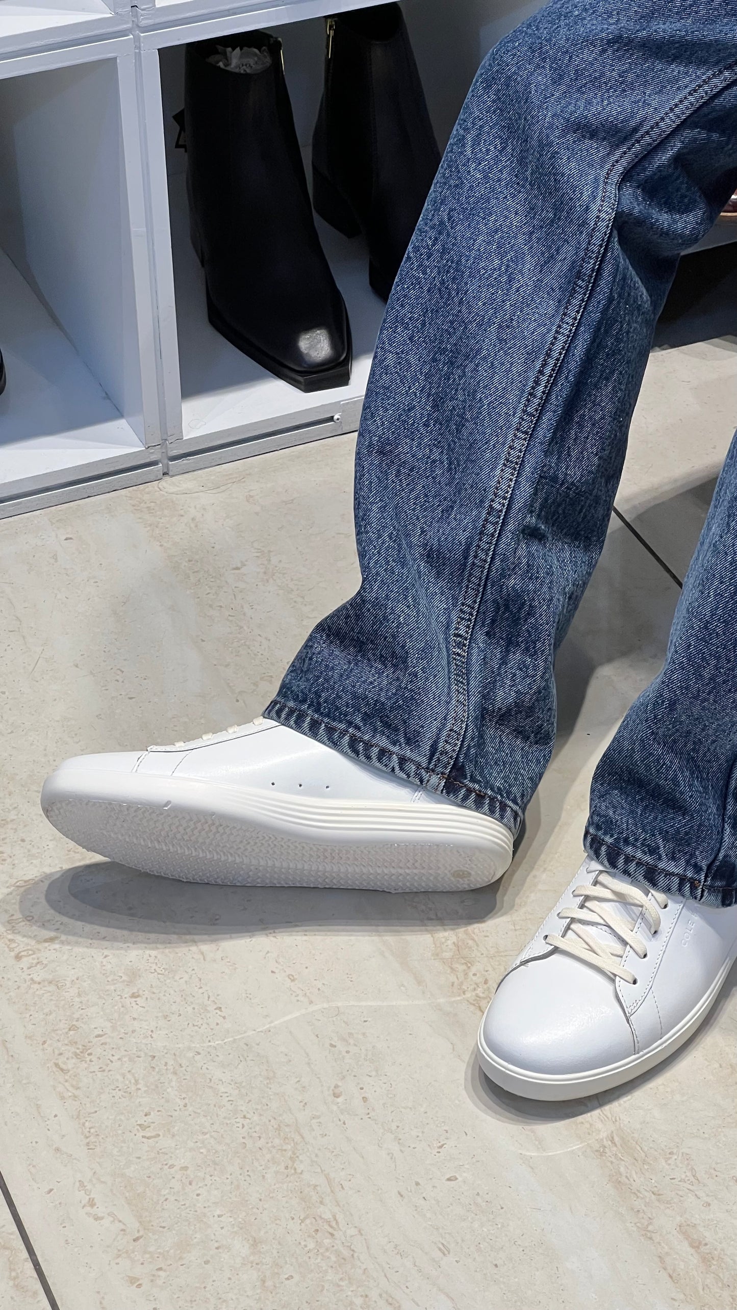 White Sneaker shoes