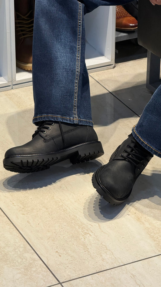 Casual Wear Trendy Boots in Black