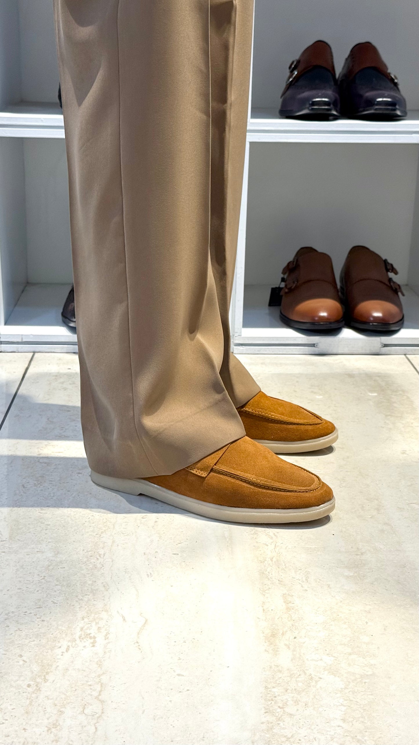 Suede loafer shoes | Tan
